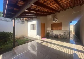 Foto 1 de Casa com 2 Quartos à venda, 100m² em Brotas, Salvador