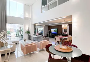 Foto 1 de Casa de Condomínio com 5 Quartos à venda, 433m² em Gurupi, Teresina