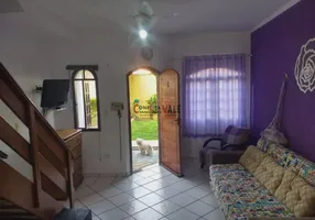 Foto 1 de Casa de Condomínio com 2 Quartos à venda, 74m² em Centro, Caraguatatuba