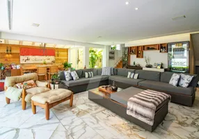 Foto 1 de Casa de Condomínio com 3 Quartos à venda, 600m² em Cidade Jardim, São Paulo