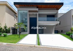 Foto 1 de Casa de Condomínio com 4 Quartos à venda, 390m² em Alphaville, Santana de Parnaíba