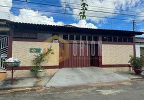 Foto 1 de Casa com 3 Quartos à venda, 220m² em Conjunto Fabiana, Goiânia