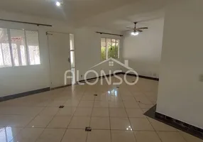 Foto 1 de Casa de Condomínio com 4 Quartos para alugar, 120m² em Granja Viana, Cotia