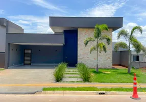 Foto 1 de Casa de Condomínio com 3 Quartos à venda, 198m² em Residencial Goiânia Golfe Clube, Goiânia