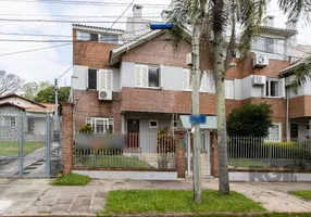 Foto 1 de Casa de Condomínio com 3 Quartos à venda, 212m² em Vila Assunção, Porto Alegre