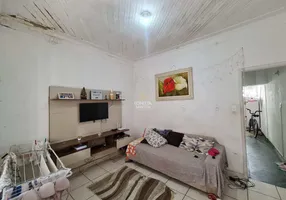 Foto 1 de Casa com 2 Quartos à venda, 105m² em Vila Matias, Santos