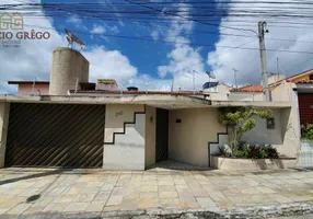 Foto 1 de Casa com 3 Quartos à venda, 176m² em Santa Rosa, Caruaru
