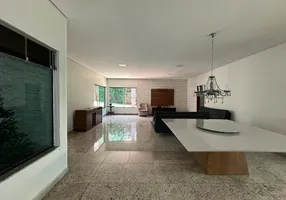 Foto 1 de Casa de Condomínio com 4 Quartos à venda, 390m² em Ville Des Lacs, Nova Lima