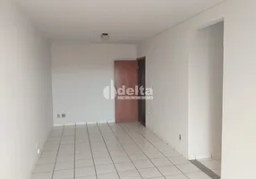 Foto 1 de Apartamento com 2 Quartos para alugar, 80m² em Osvaldo Rezende, Uberlândia