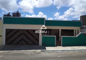 Foto 1 de Casa com 3 Quartos à venda, 204m² em Candelária, Natal