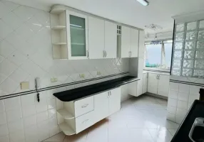 Foto 1 de Apartamento com 3 Quartos à venda, 65m² em Vila Anhanguera, São Paulo