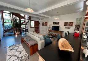 Foto 1 de Casa de Condomínio com 4 Quartos à venda, 180m² em Praia de Juquehy, São Sebastião