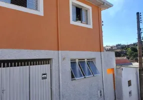 Foto 1 de Sobrado com 3 Quartos à venda, 120m² em Lavapés, Bragança Paulista