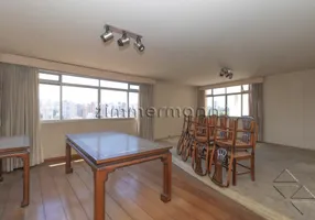 Foto 1 de Apartamento com 3 Quartos à venda, 185m² em Pacaembu, São Paulo