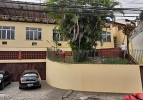 Foto 1 de Casa com 3 Quartos à venda, 196m² em Bancários, Rio de Janeiro