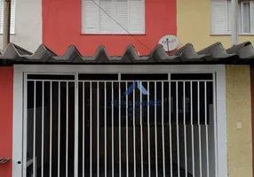 Foto 1 de Sobrado com 2 Quartos à venda, 80m² em Vila Amália, São Paulo