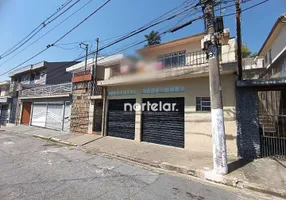 Foto 1 de Casa com 2 Quartos à venda, 150m² em Vila Comercial, São Paulo