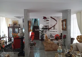 Foto 1 de Casa com 5 Quartos à venda, 288m² em Santa Lúcia, Belo Horizonte