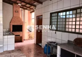 Foto 1 de Casa com 2 Quartos à venda, 236m² em Santa Mônica, Uberlândia