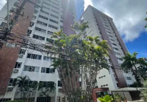 Foto 1 de Apartamento com 3 Quartos para alugar, 74m² em Torre, Recife