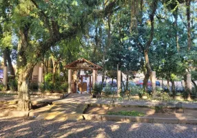 Foto 1 de Casa de Condomínio com 2 Quartos à venda, 35m² em Guarujá, Porto Alegre