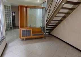 Foto 1 de Sobrado com 3 Quartos para alugar, 150m² em Sao Joao, Feira de Santana