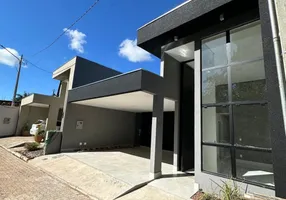 Foto 1 de Casa com 3 Quartos à venda, 200m² em Setor Habitacional Vicente Pires, Brasília