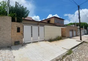 Foto 1 de Casa com 4 Quartos para alugar, 300m² em Neópolis, Natal