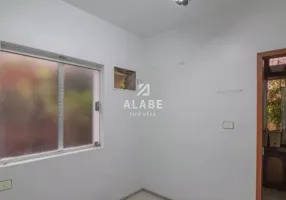 Foto 1 de Casa com 4 Quartos para alugar, 150m² em Campo Belo, São Paulo