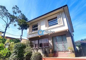 Foto 1 de Casa com 4 Quartos à venda, 300m² em Valparaiso, Petrópolis
