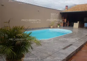 Foto 1 de Casa com 2 Quartos à venda, 151m² em Jardim Iara, Ribeirão Preto