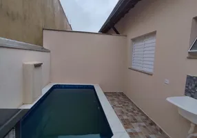 Foto 1 de Casa de Condomínio com 2 Quartos à venda, 54m² em Cibratel, Itanhaém