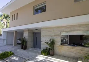 Foto 1 de Casa com 4 Quartos à venda, 574m² em Jardim Europa, São Paulo