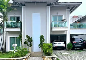 Foto 1 de Casa de Condomínio com 4 Quartos à venda, 400m² em De Lourdes, Fortaleza