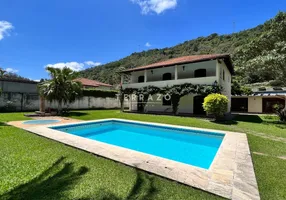 Foto 1 de Casa com 4 Quartos à venda, 381m² em Albuquerque, Teresópolis