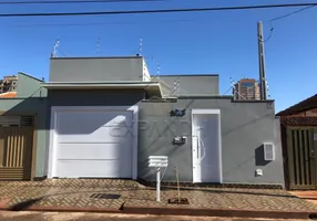 Foto 1 de Casa com 3 Quartos para alugar, 83m² em Centro, Sertãozinho