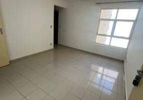 Foto 1 de Apartamento com 3 Quartos para alugar, 69m² em Setor Bueno, Goiânia