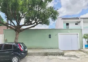 Foto 1 de Casa com 3 Quartos à venda, 130m² em Cordeiro, Recife