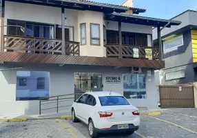 Foto 1 de Casa com 2 Quartos à venda, 525m² em Costa E Silva, Joinville