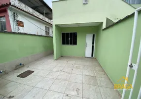 Foto 1 de Casa de Condomínio com 3 Quartos à venda, 90m² em Brás de Pina, Rio de Janeiro