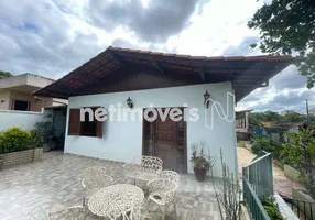 Foto 1 de Casa com 4 Quartos à venda, 180m² em Itapoã, Belo Horizonte