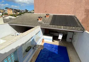 Foto 1 de Sobrado com 4 Quartos à venda, 440m² em Osvaldo Cruz, São Caetano do Sul