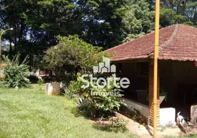 Foto 1 de Fazenda/Sítio com 3 Quartos à venda, 10000m² em Panorama, Uberlândia