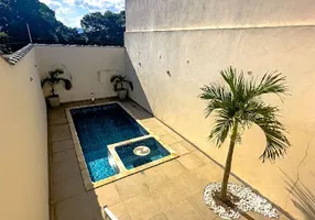 Foto 1 de Casa com 2 Quartos à venda, 250m² em Jardim Tupi, Arujá