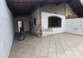 Foto 1 de Casa com 2 Quartos para alugar, 150m² em Canto do Forte, Praia Grande