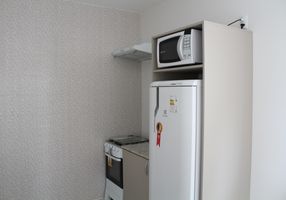 Foto 1 de Apartamento com 1 Quarto para alugar, 37m² em Alto da Rua XV, Curitiba