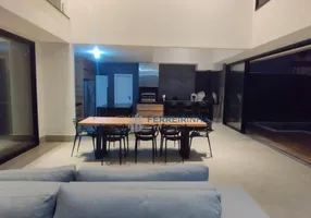 Foto 1 de Casa de Condomínio com 4 Quartos para venda ou aluguel, 350m² em Urbanova, São José dos Campos