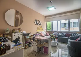 Foto 1 de Apartamento com 2 Quartos à venda, 87m² em Cosme Velho, Rio de Janeiro