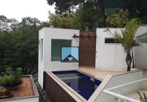 Foto 1 de Casa de Condomínio com 3 Quartos à venda, 250m² em Matapaca, Niterói