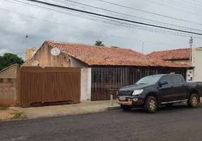 Foto 1 de Casa com 3 Quartos à venda, 95m² em Setor Central, Rio Verde
